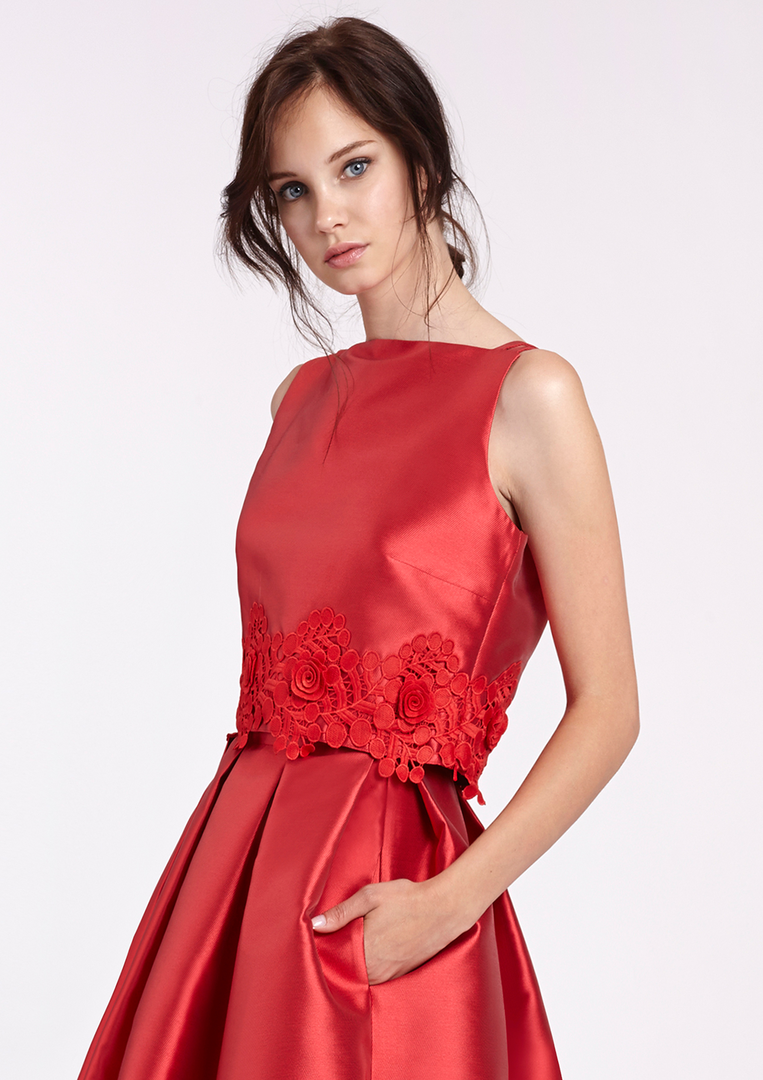 You're in Women's Shirts & Blouses From elegant evening dresses to club and party dresses, bebe has the perfect style for you. Browse a variety of sexy cocktail dresses with special details like .