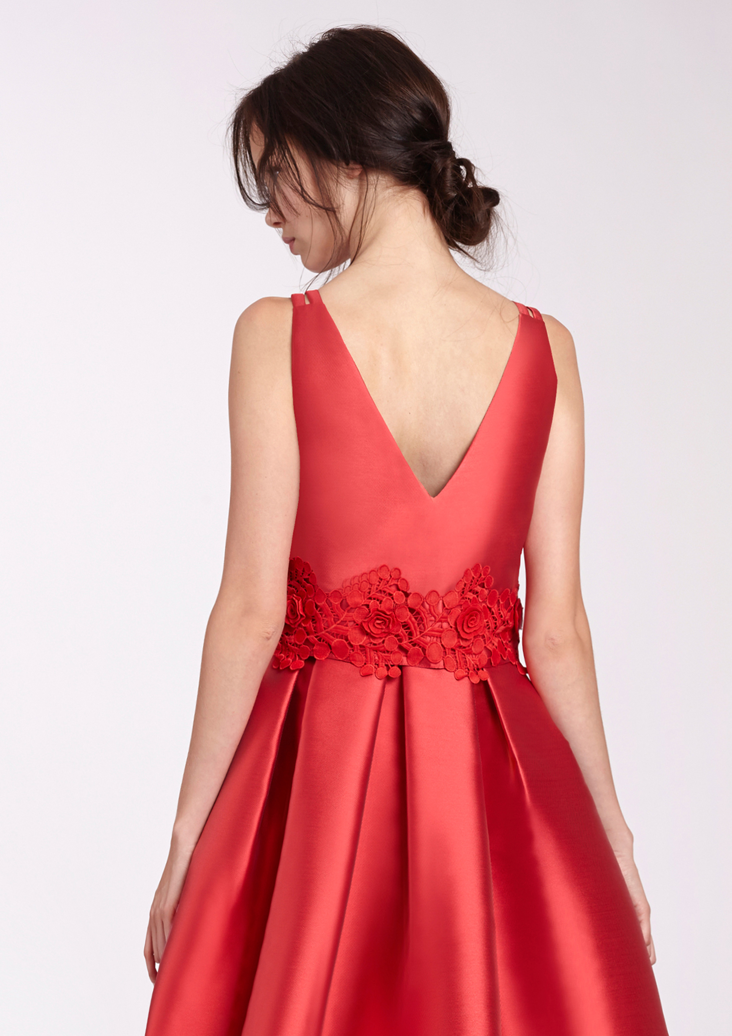 Accessibility links Shop for women's red tops at Next. Next day delivery and free returns available. With s of products available online, browse now!