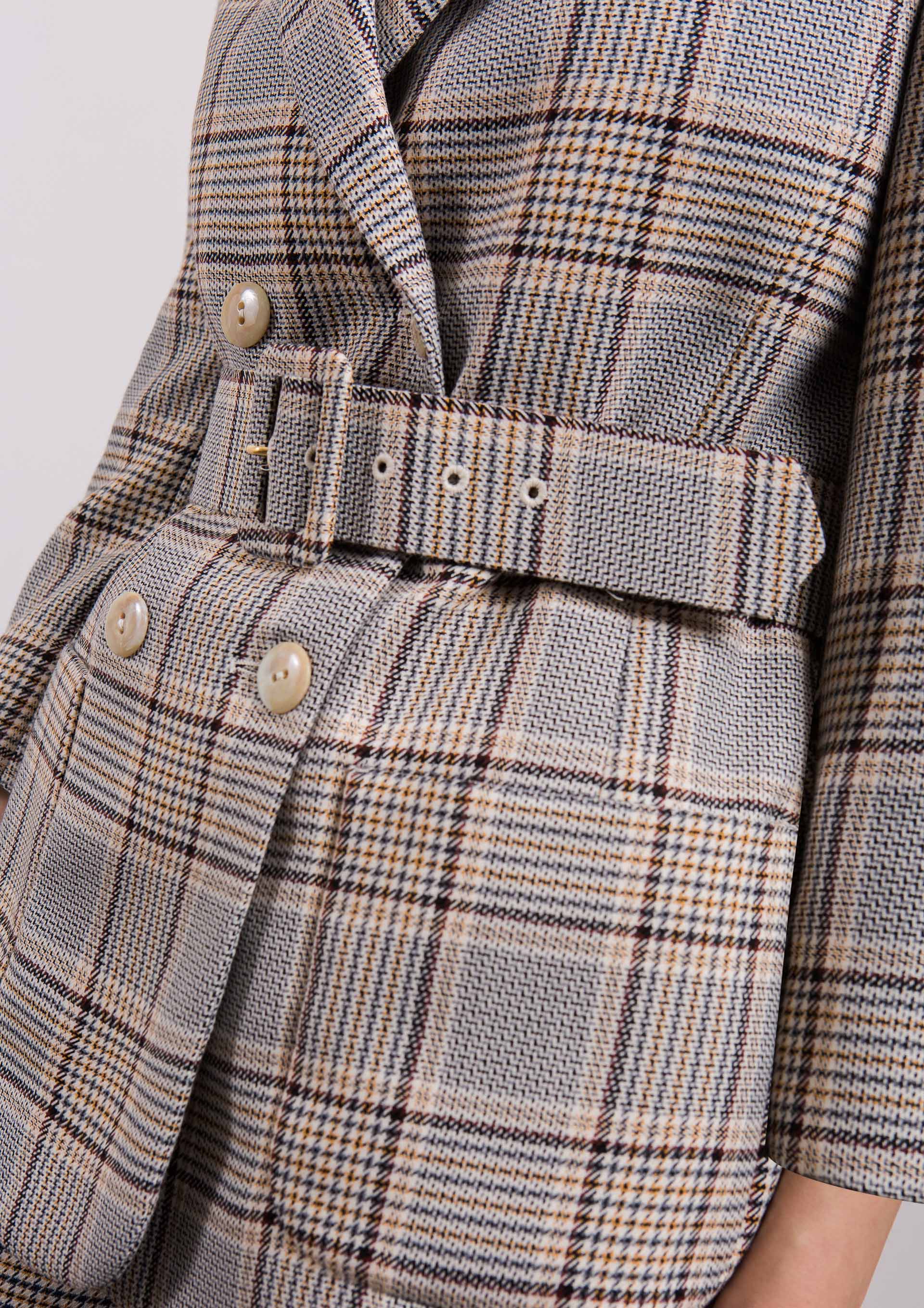 Prince of Wales check blazer with belt