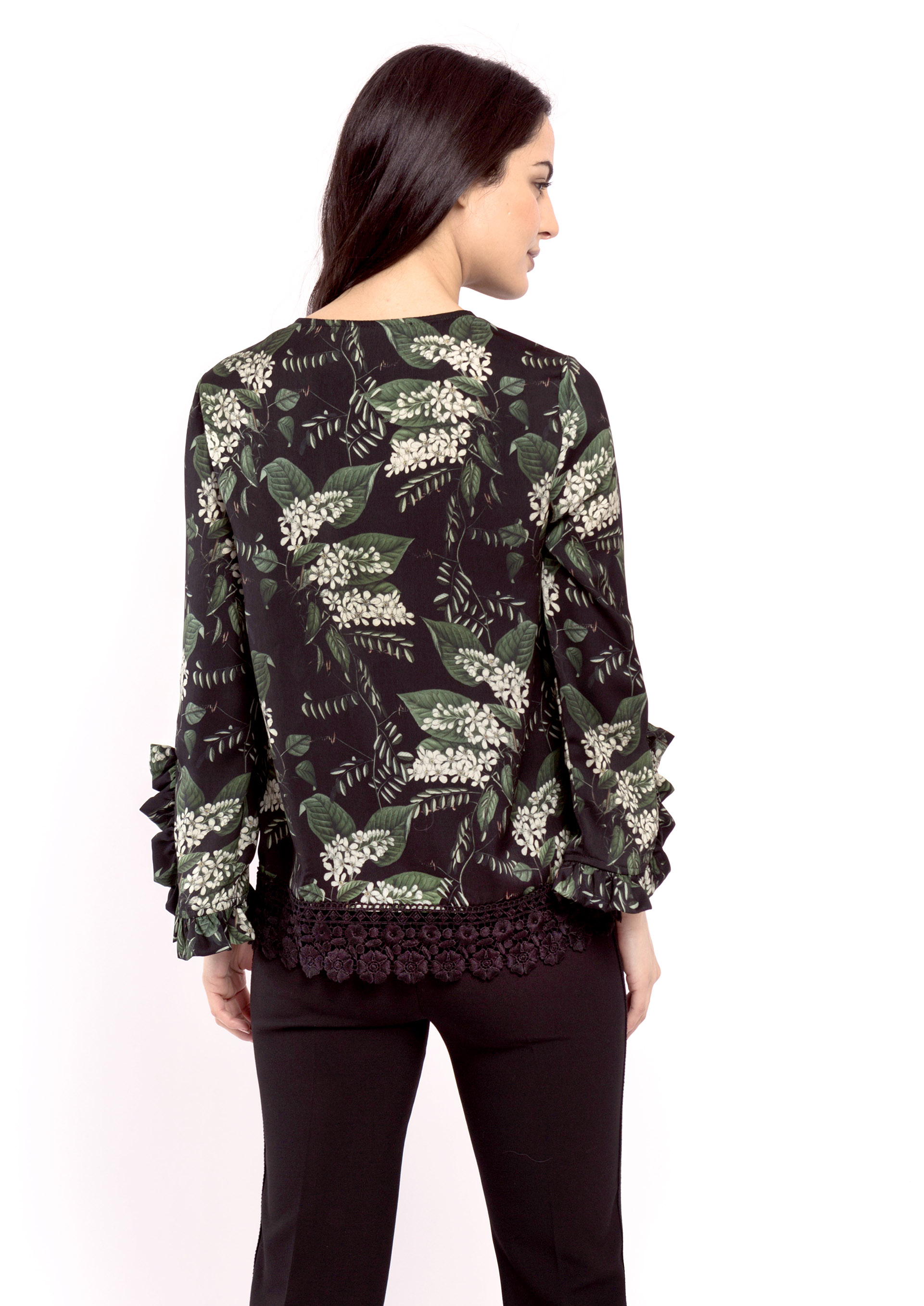 Green print round neck blouse