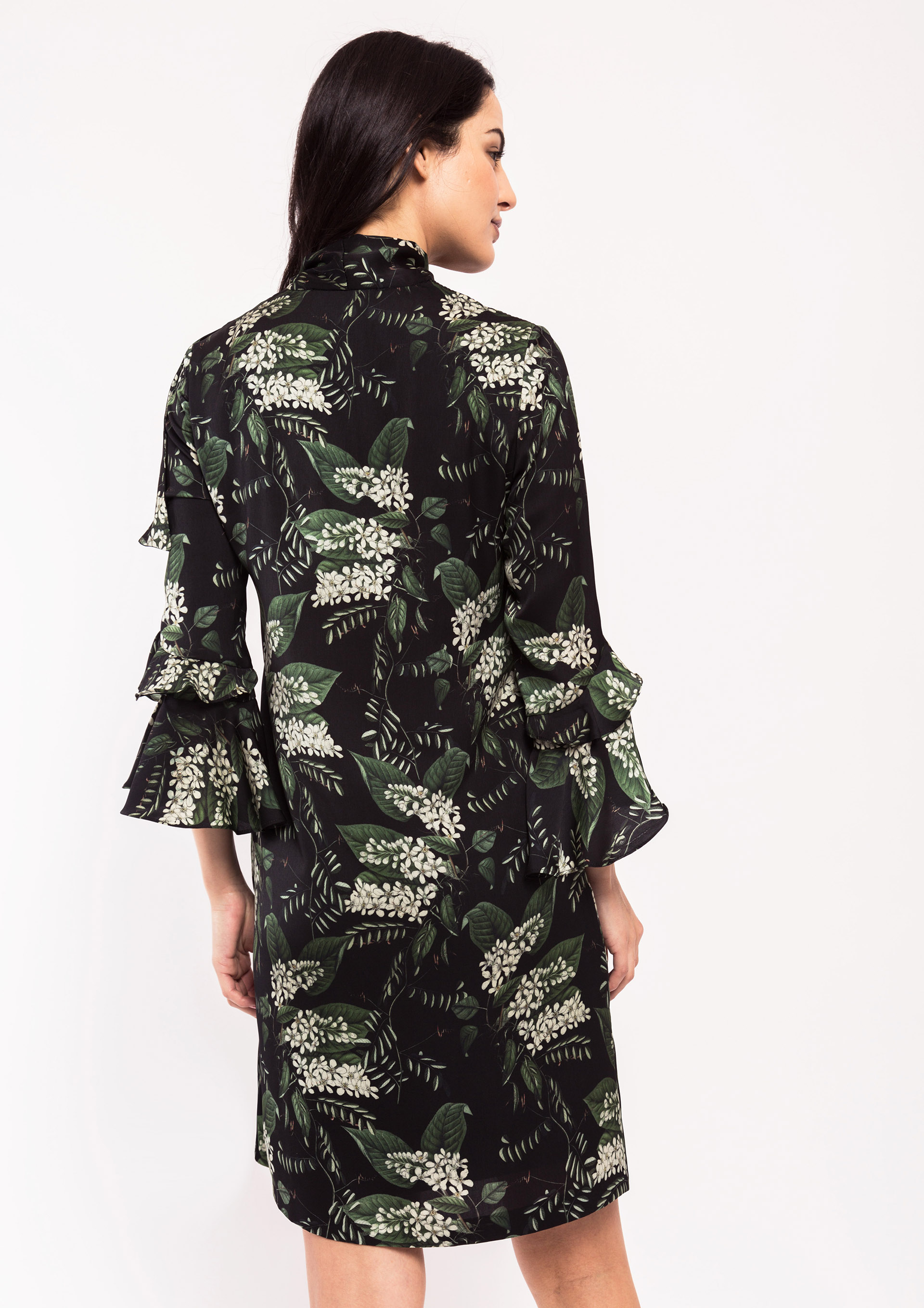 Short dress with green floral print dress