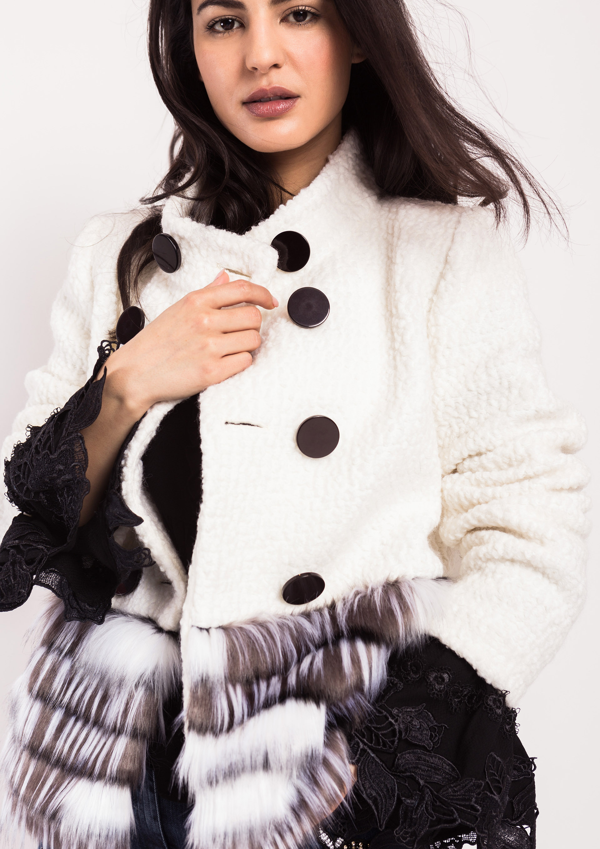 Ecru jacket with fur on hem