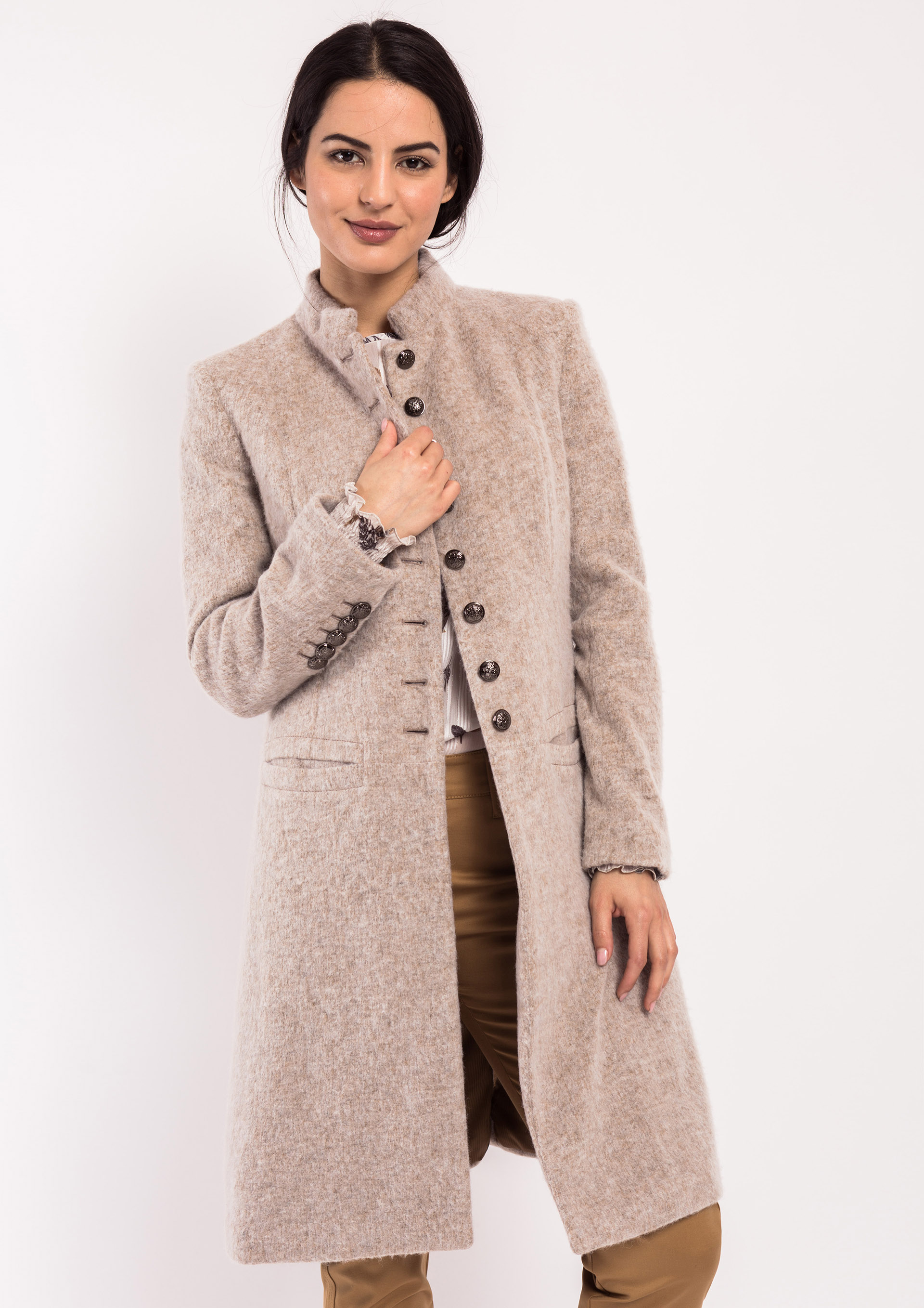 Semifitted wool coat in beige