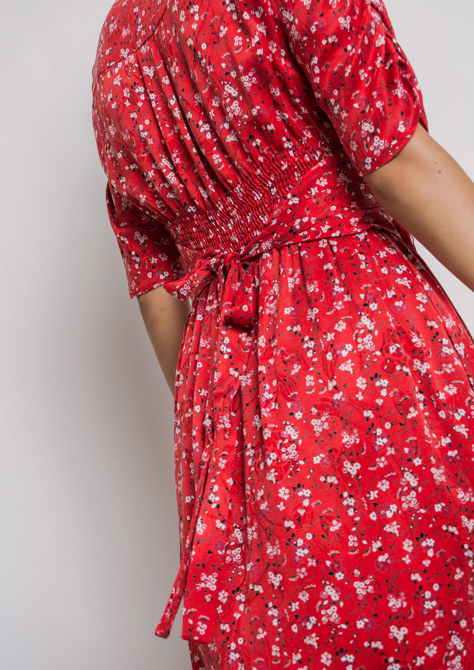Red midi floral print dress