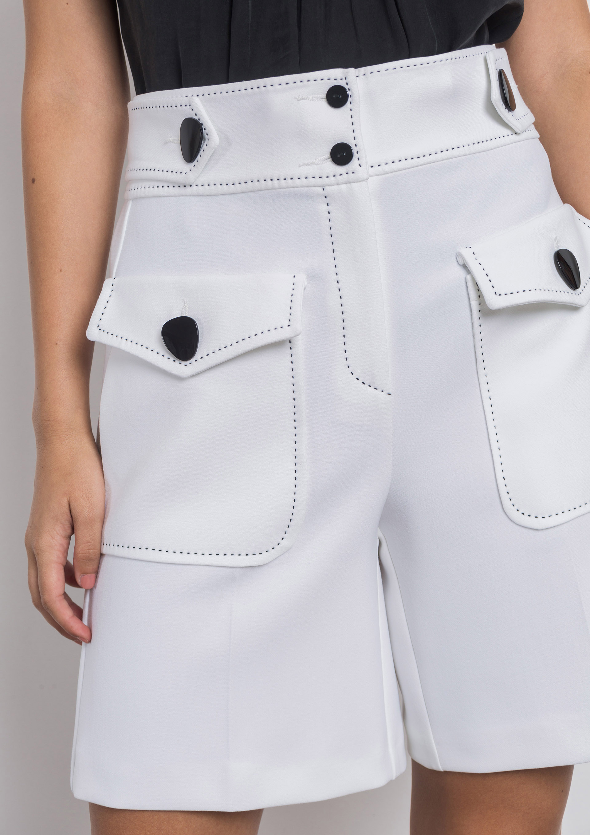 White bermuda shorts