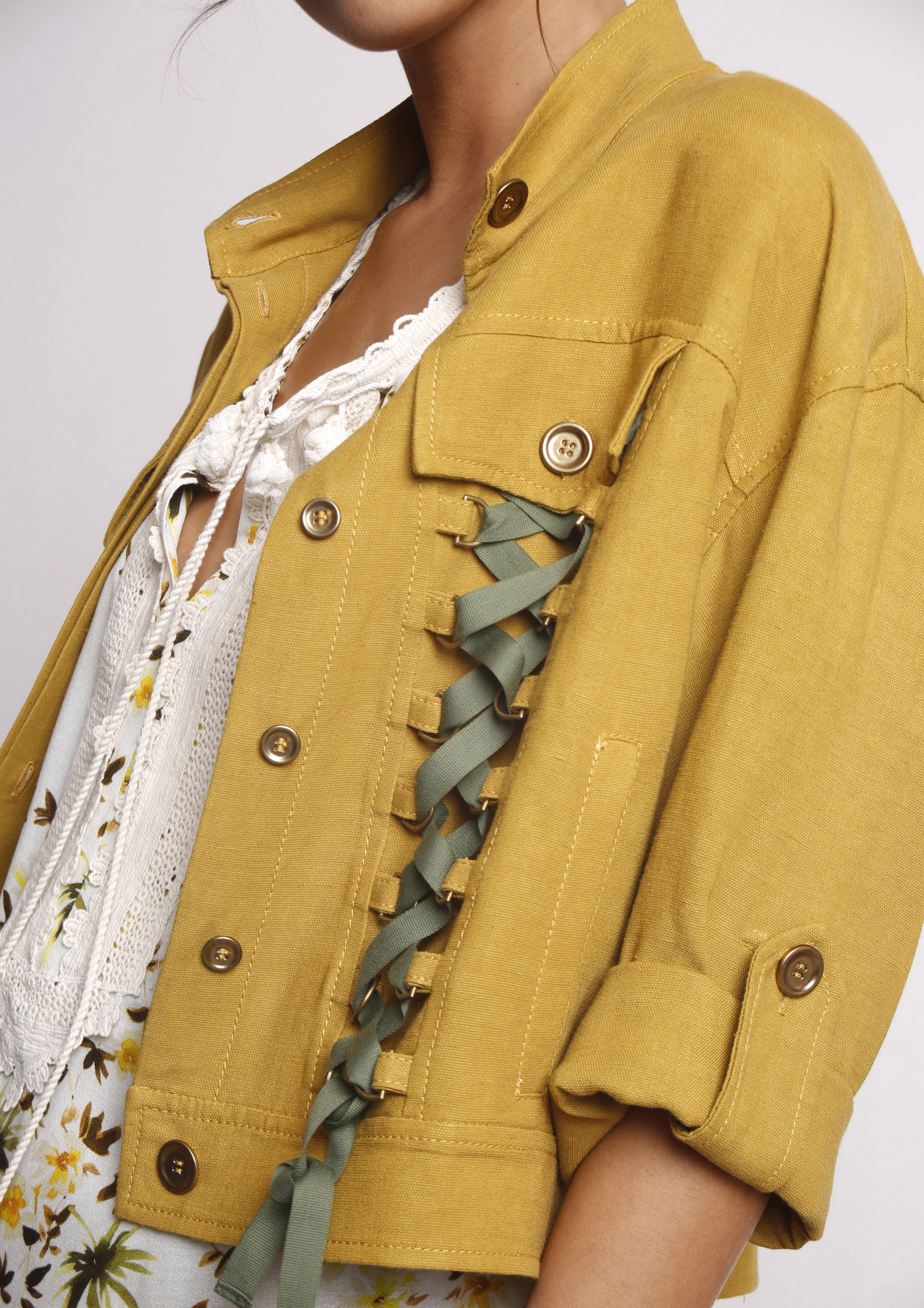 Short mustard jacket