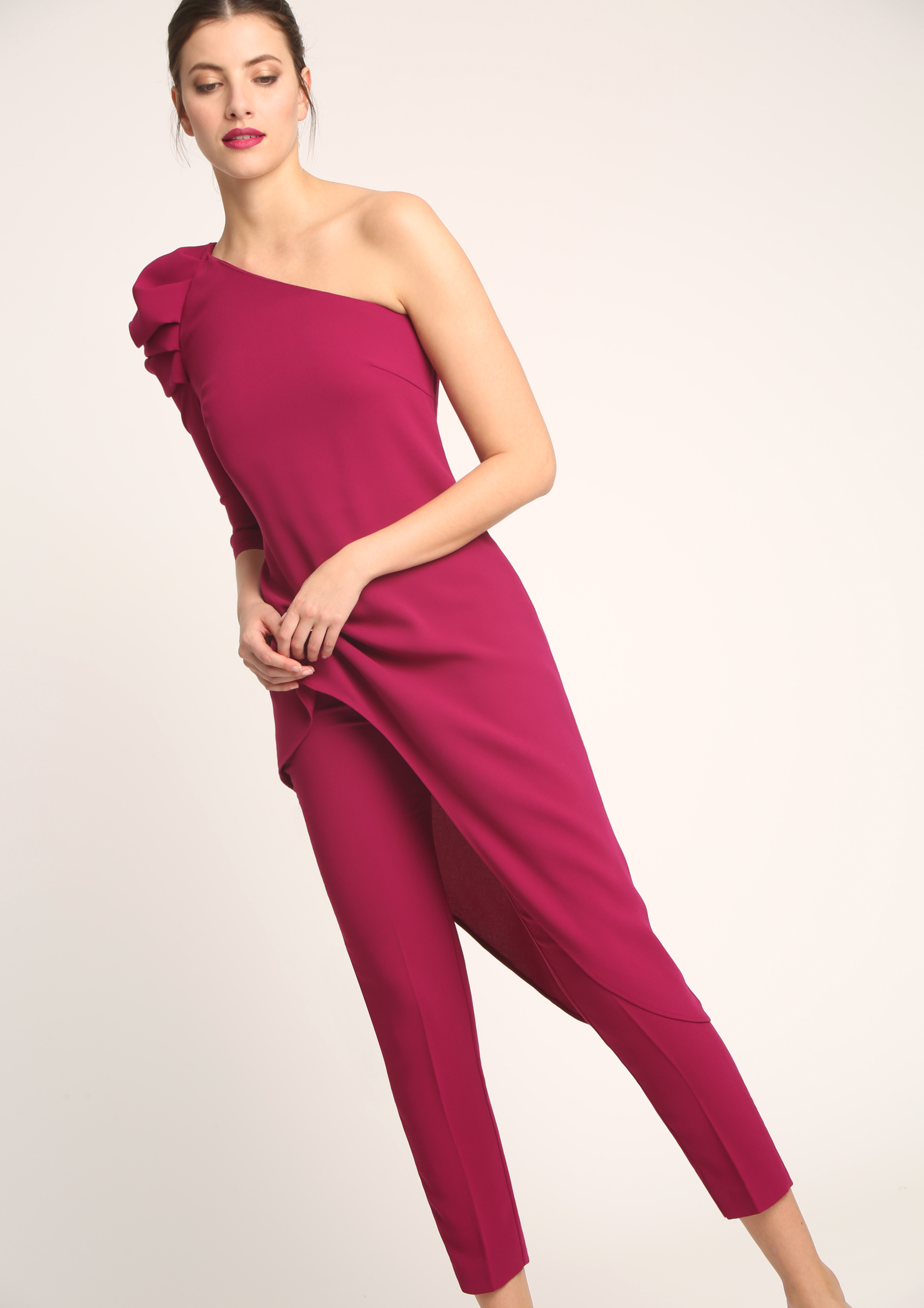 Special occasion trousers in burgundy