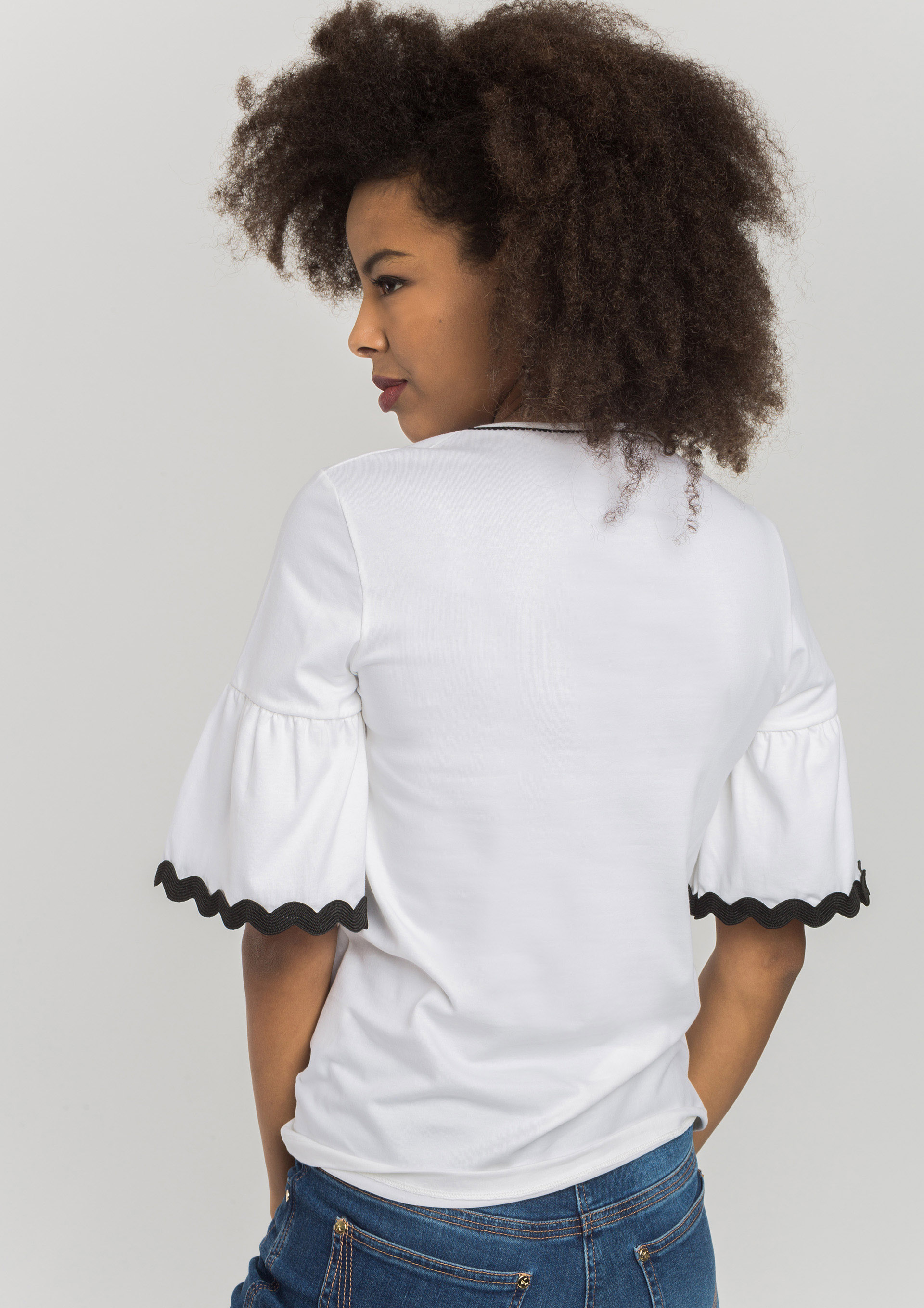 Tshirt with frill sleeve