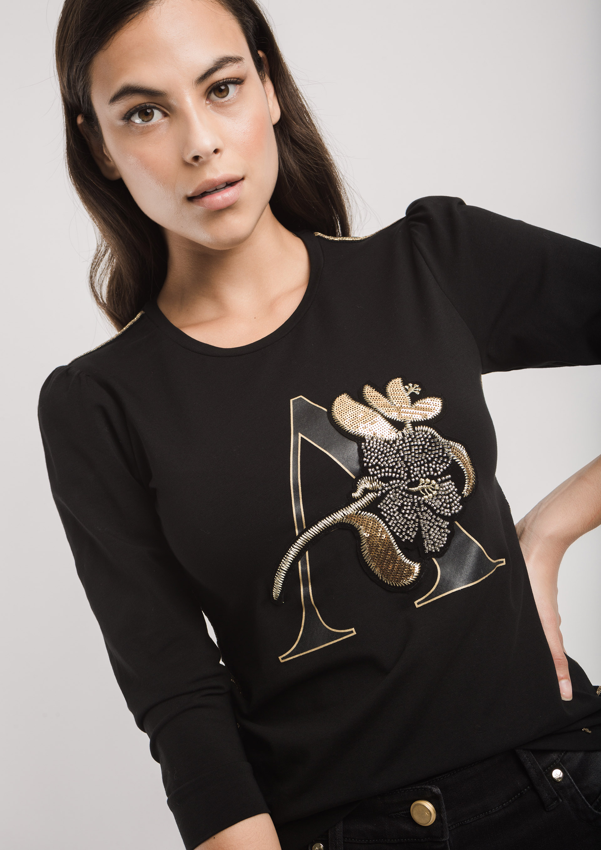 Transfer playera negra clearance
