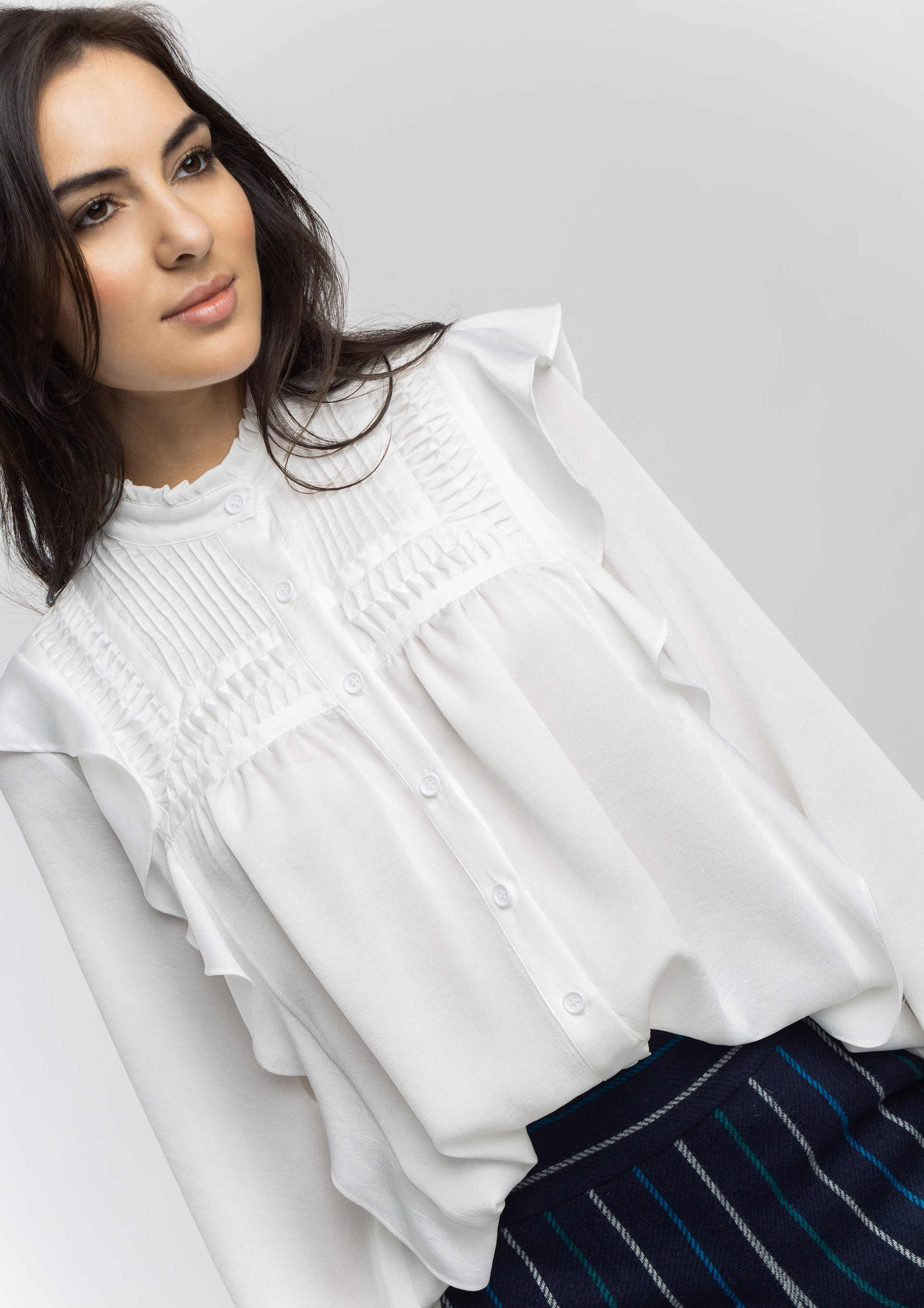 Blusa blanca volantes shop