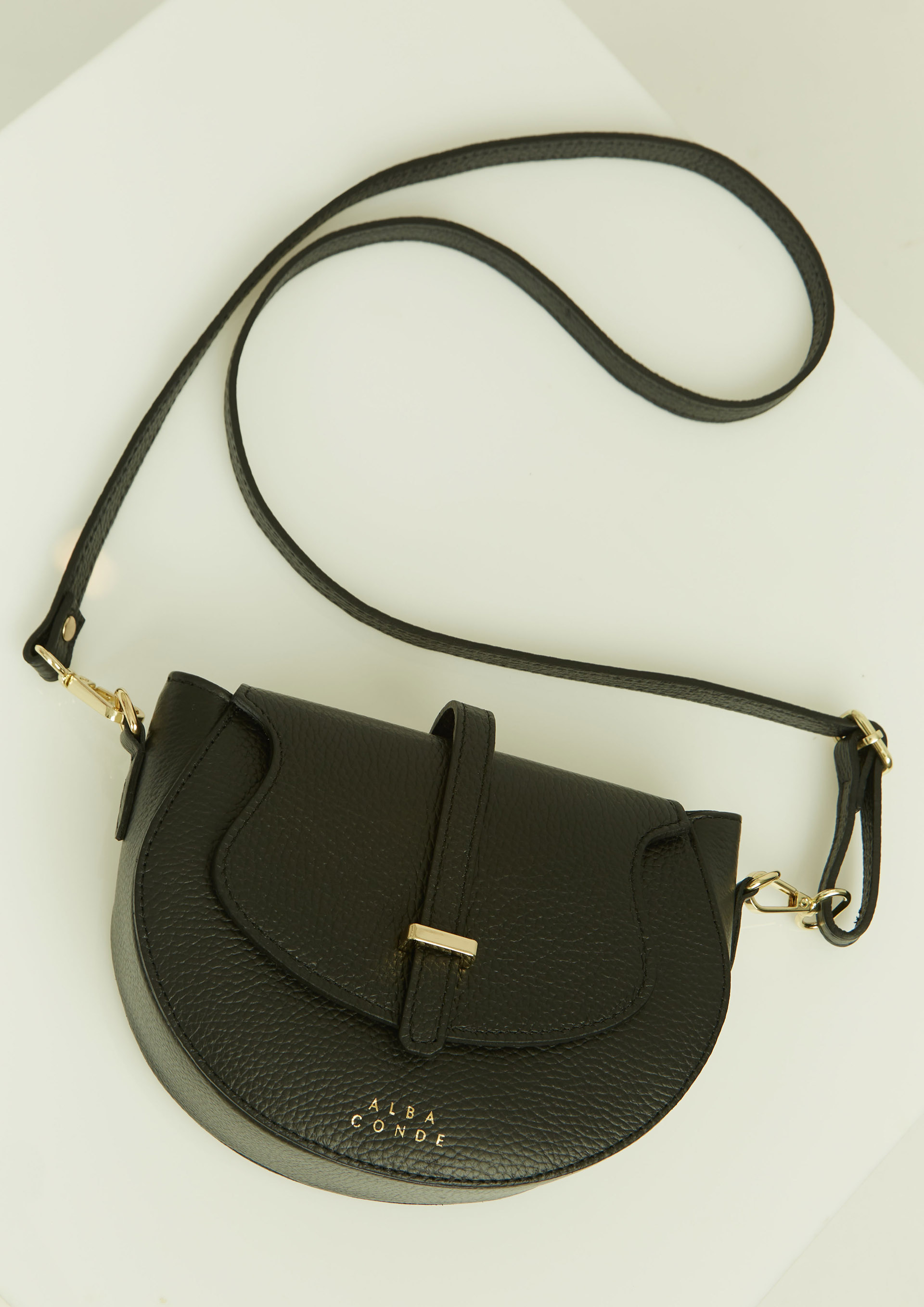 Bolso bandolera piel negro