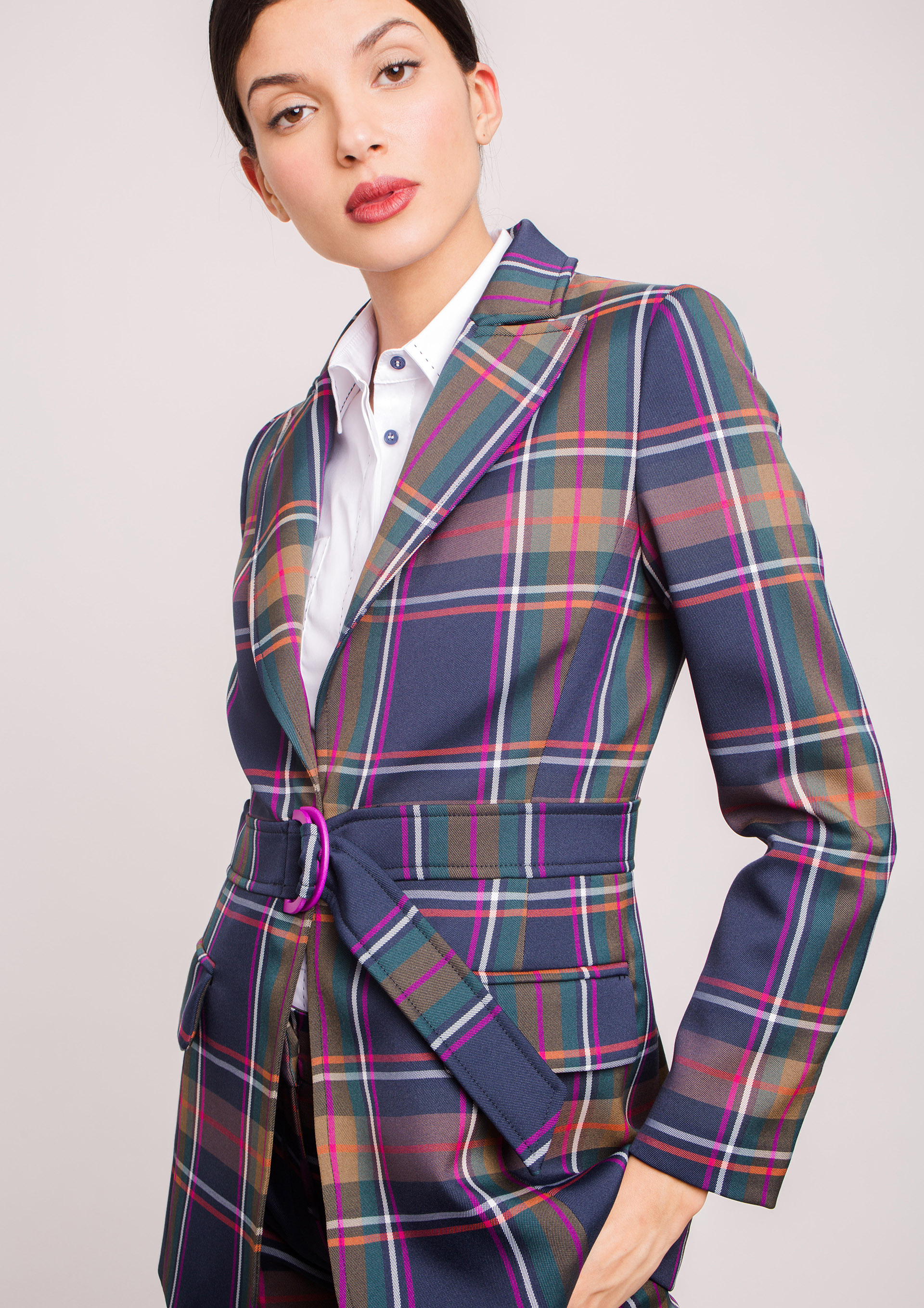 outfit americana cuadros