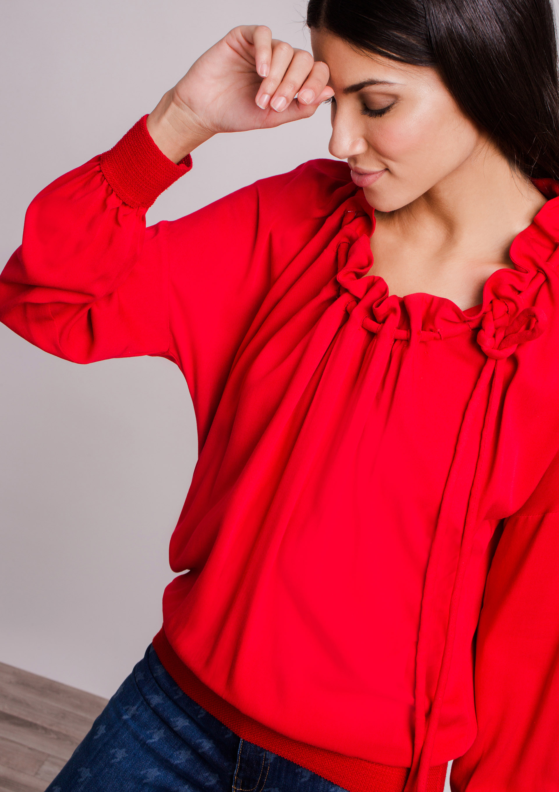 Blusa roja deals
