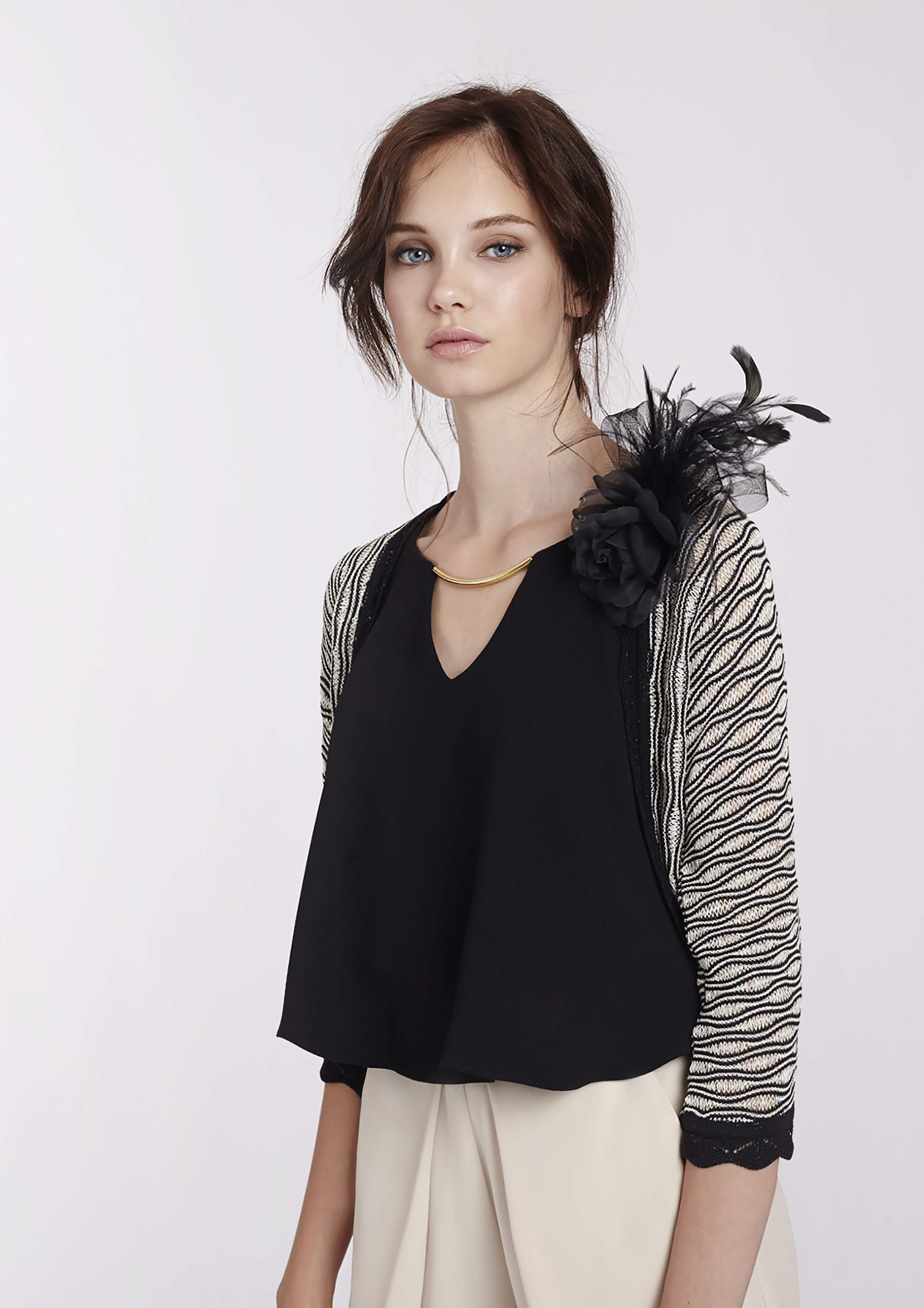 Chaqueta corta de punto bicolor