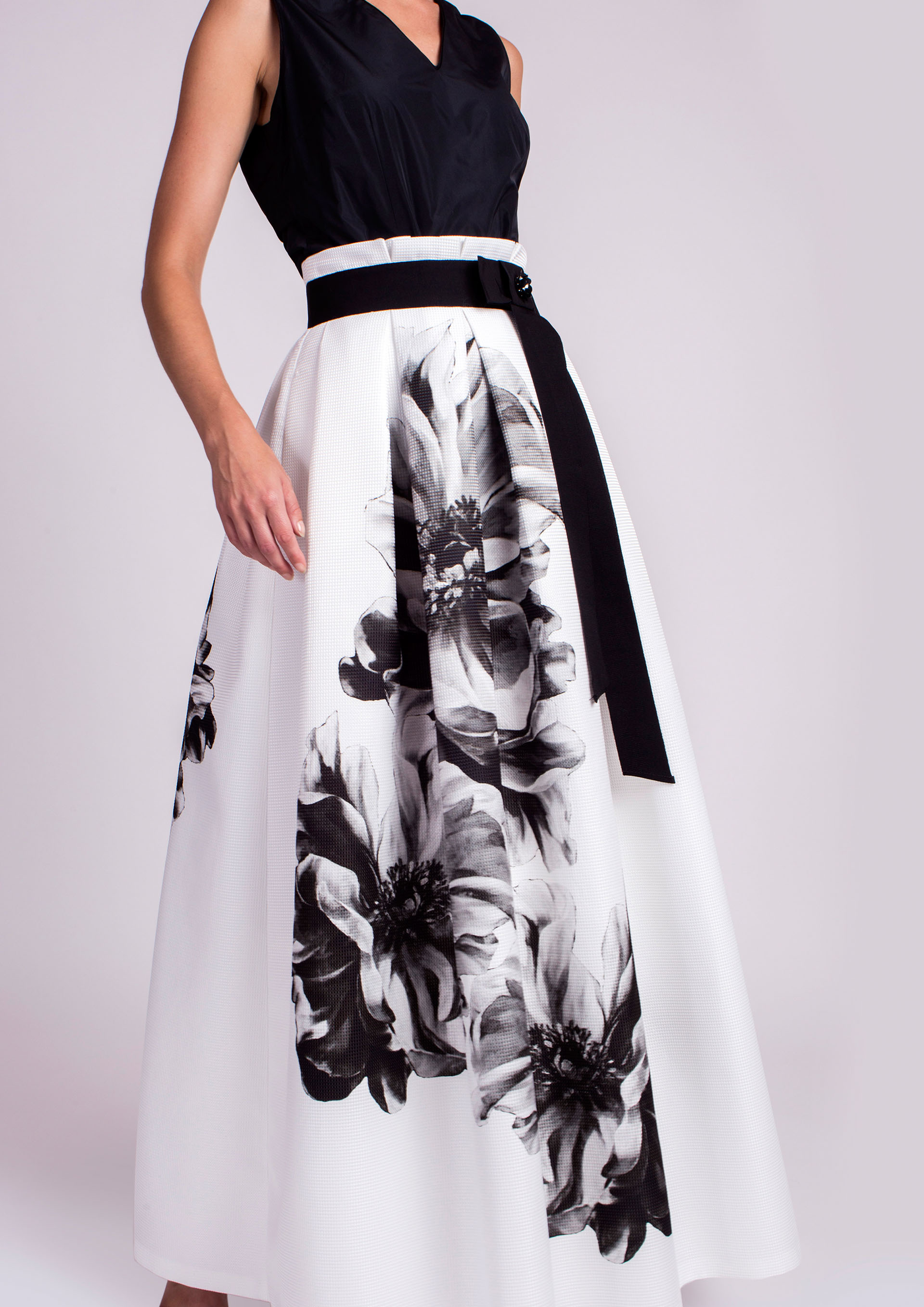 18-1 Falda larga estampada