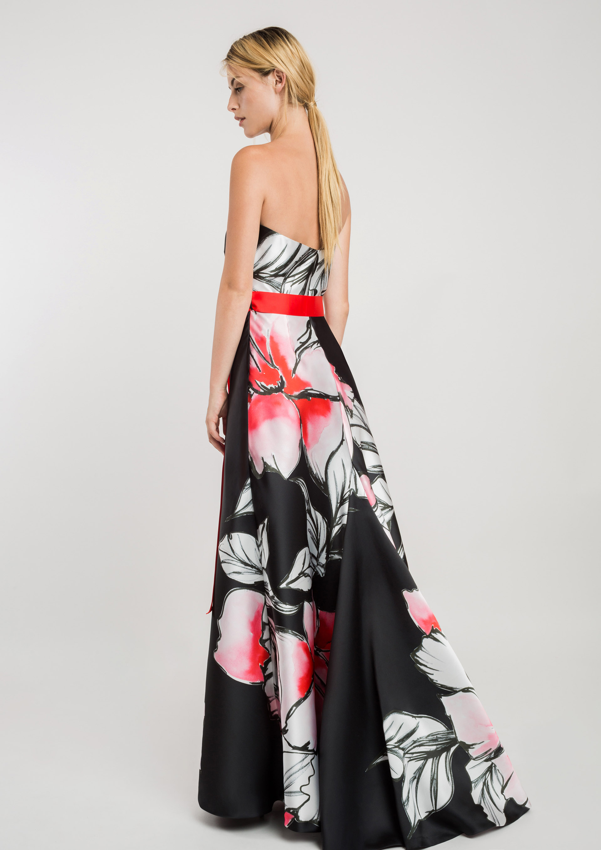 Vestidos de fiesta sales palabra de honor