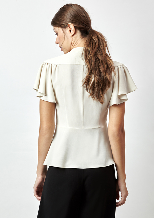 sleeve flounce