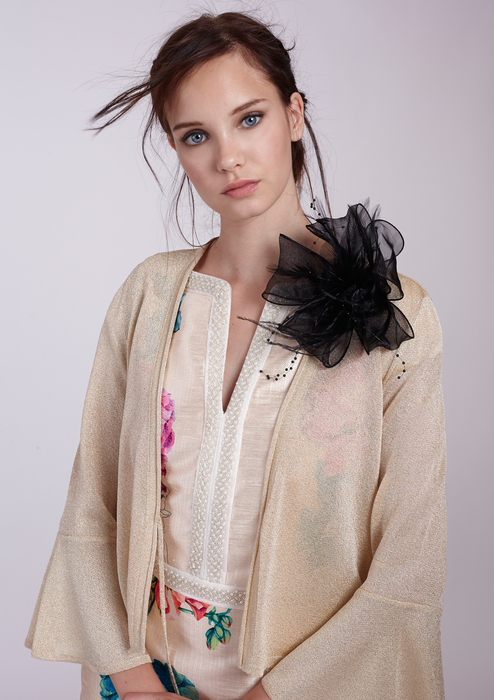chaqueta fiesta beige