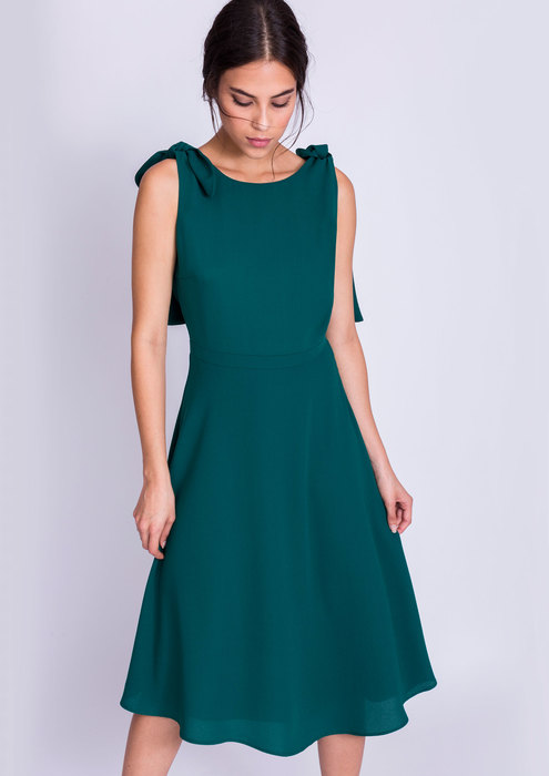Green crepe dress