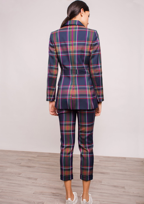 outfit americana cuadros